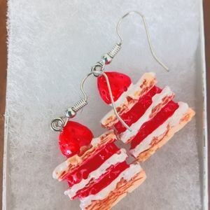 LADIES FASHION ICE CREAM EARRINGS